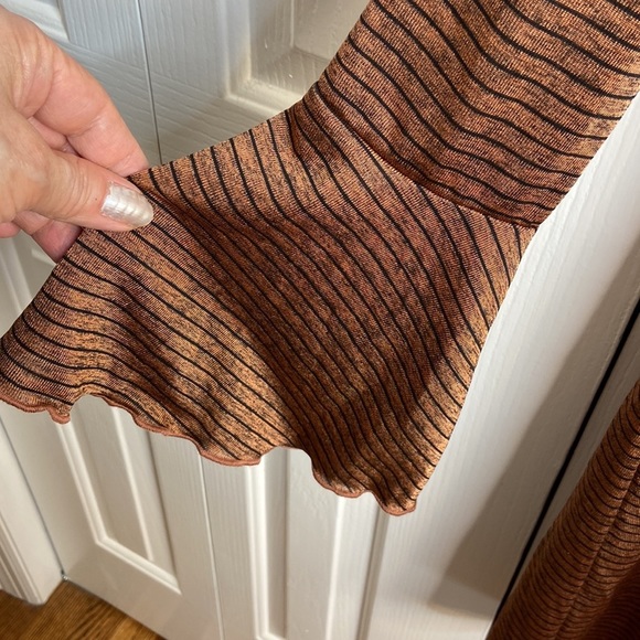 Billabong size M brown and black striped bell sleeve dress new with tag - Picture 7 of 12